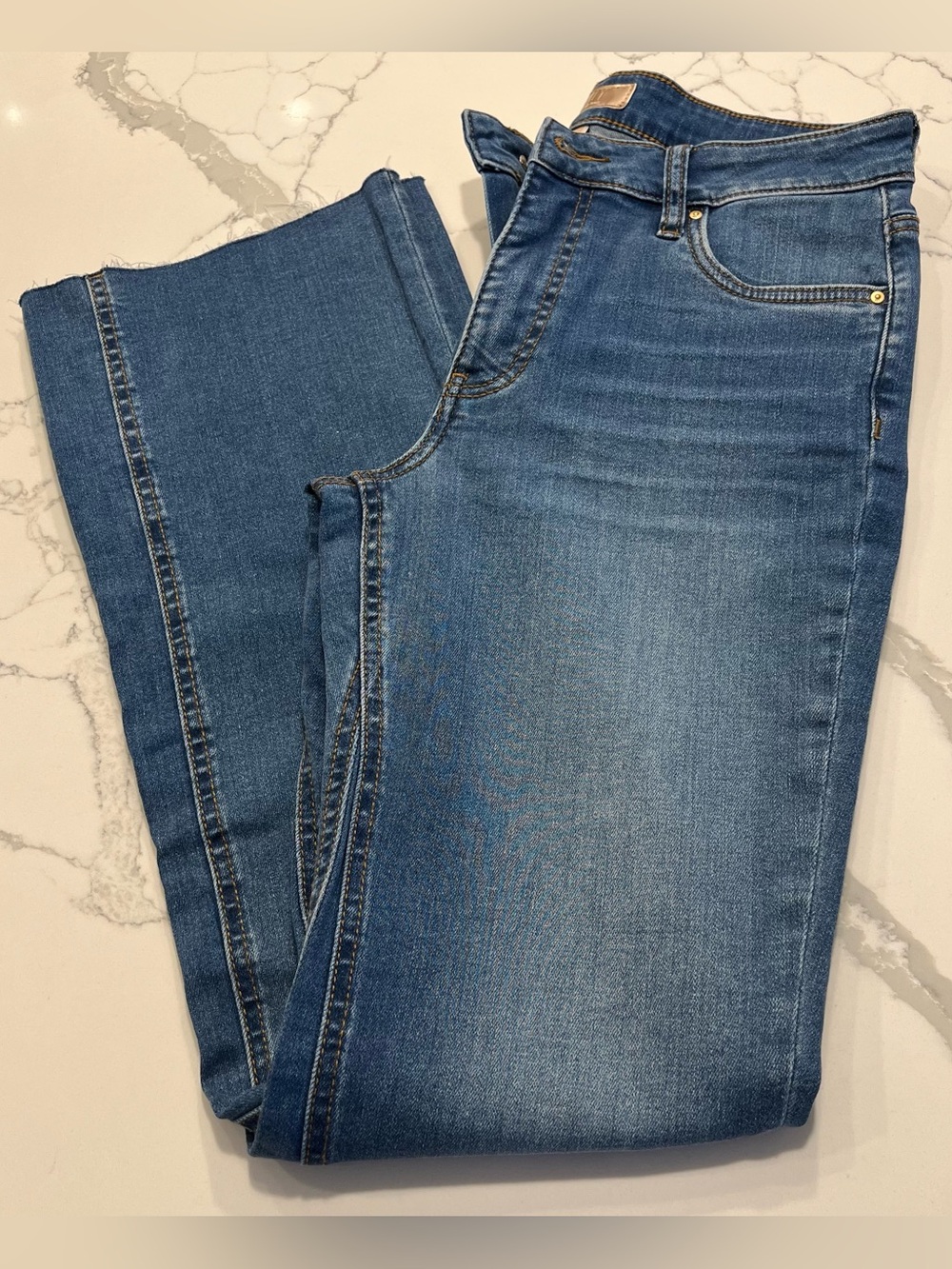 KUT FROM THE KLOTH Womens KELLY FAB AB KICK FLARE Jeans - Size 4💙 - Picture 2 of 14